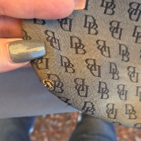 Dooney & Bourke Monogram Tan Shoulder Bag - Picture 14 of 16